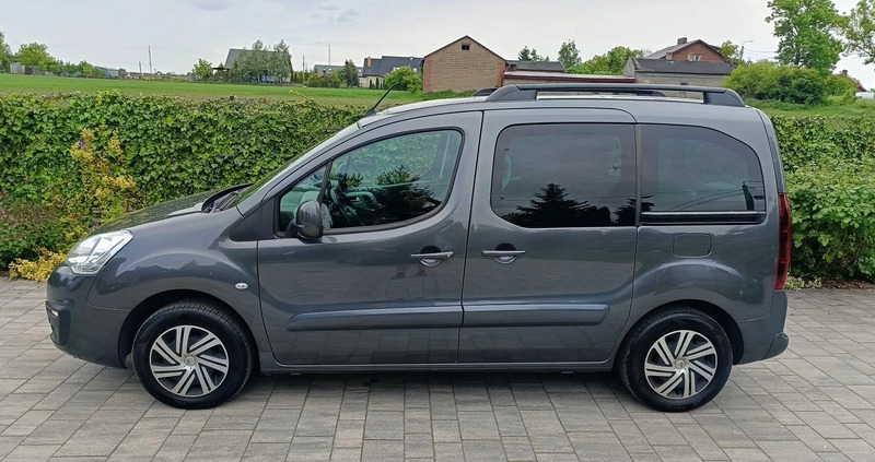 Citroen Berlingo cena 41600 przebieg: 198000, rok produkcji 2017 z Pogorzela małe 326